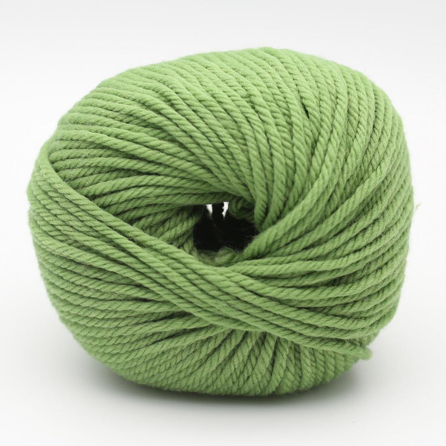 grüne wolle wiesengrün kremke soul wool merry-merino70 GOTS woll-habitat