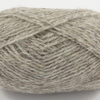ungefärbte shetland-wolle 119 sholmit/mooskit jamieson's-of-shetland shetland-spindrift woll-habitat