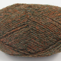 grüne shetland-wolle 241 tan-green jamieson's-of-shetland shetland-spindrift woll-habitat